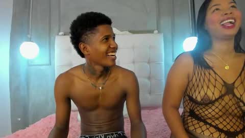 chloe and leider online show from March 6, 12:04 pm