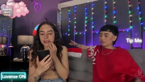 Isabella curly hair - Anastasia short hair  online show from January 17, 6:12 pm