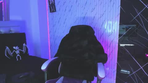 chloe_jacksonn online show from November 9, 1:31 am