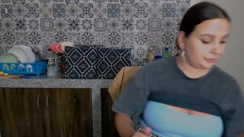 Eva and Sandra online show from February 21, 5:09 pm