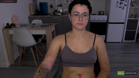 Eva and Sandra online show from September 10, 11:22 am