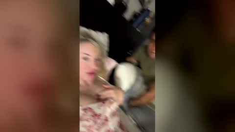 Mia Rose online show from June 7, 4:17 am