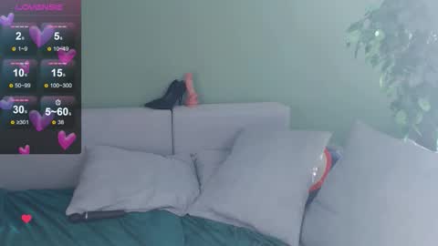 Ask me  online show from September 9, 2:06 pm