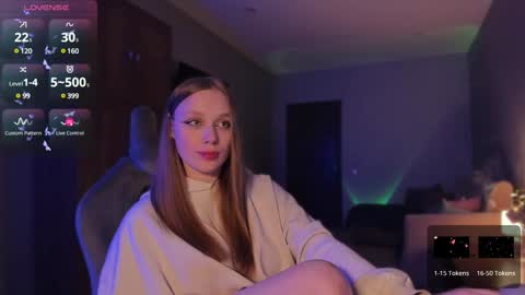 chloegins online show from December 20, 12:52 am