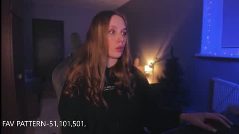 chloegins online show from December 16, 2:47 am