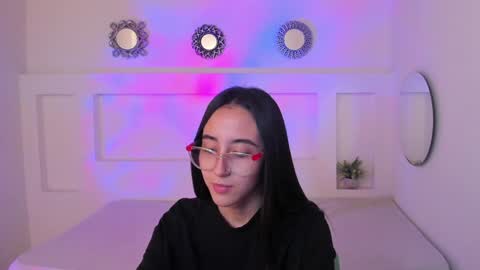 chloehil2 online show from February 8, 11:24 pm