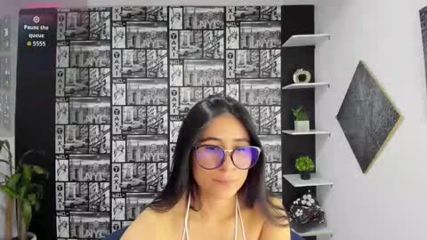 Snapshot of chloeturner_ chatting on October 7, 8:38 pm ChloeTurner online show from October 7, 8:38 pm