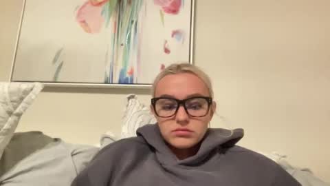 Chloe Babe online show from January 17, 7:29 am