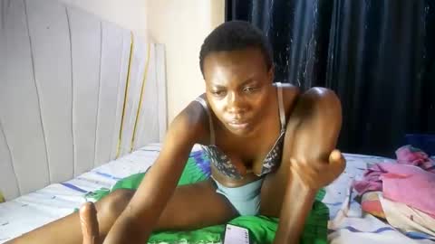 chocolate_desire1 online show from May 24, 7:48 am