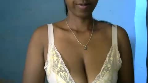 choe03 online show from October 14, 7:33 am