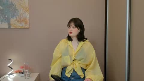 Cassandra online show from March 27, 8:37 am