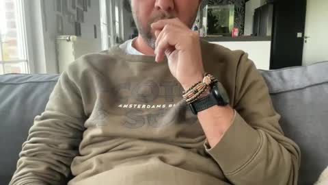 chris13abcd online show from November 12, 12:07 pm