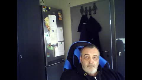 Chris online show from May 15, 8:12 am