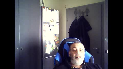 Chris online show from September 17, 9:46 am