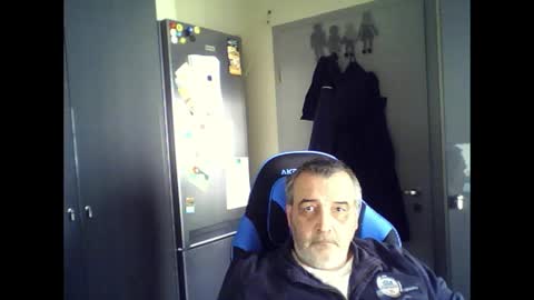 Chris online show from April 11, 11:36 am