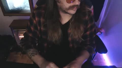 Chris online show from February 25, 9:20 am