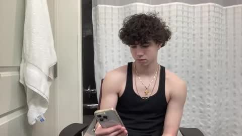 chris_baker1 online show from March 28, 3:19 am