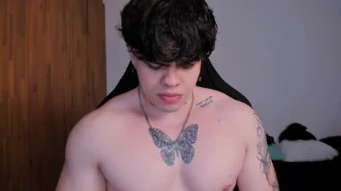 Chris Cooper Independent model online show from February 18, 2:38 am