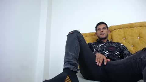 chris_dick2 online show from May 30, 5:06 am