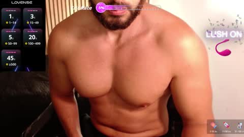 Snapshot of chris_magnum_ chatting on October 22, 2:52 pm cris Twitter magnum101010 insta magnumc20 online show from October 22, 2:52 pm