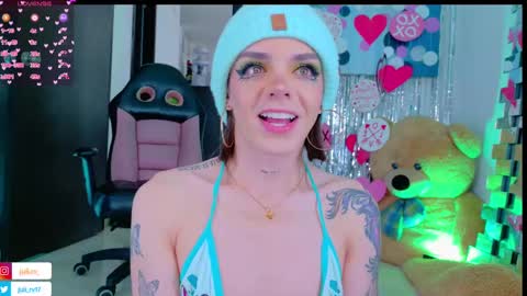 juli   Instagram july rv17 - Twitter juli rv17     online show from February 19, 3:49 pm