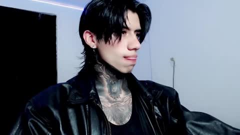 Snapshot of chriss_opp chatting on February 13, 3:03 pm CHRIS  INDEPENT MODEL online show from February 13, 3:03 pm