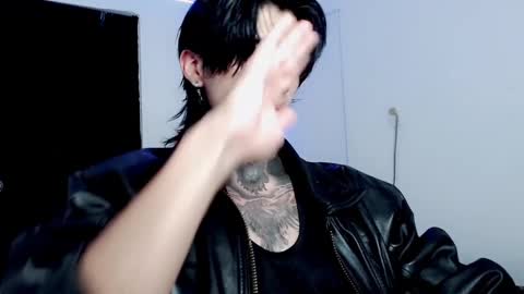 Snapshot of chriss_opp chatting on February 13, 6:15 pm CHRIS  INDEPENT MODEL online show from February 13, 6:15 pm