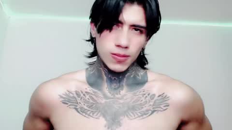 Snapshot of chriss_opp chatting on March 10, 2:16 pm CHRIS  INDEPENT MODEL online show from March 10, 2:16 pm