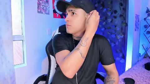 Christian Wang online show from April 20, 10:46 pm