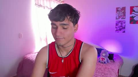 Christian Wang online show from February 3, 8:02 pm