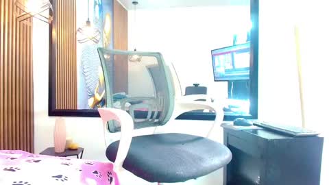 chrisshottx online show from May 16, 7:56 pm