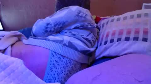 ChrisstyAnneCD online show from December 1, 8:56 am