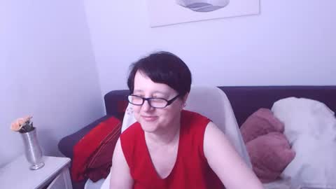 Christa online show from June 14, 4:31 pm