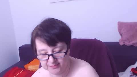 Christa online show from April 17, 7:27 pm