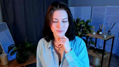 christaschrecongost online show from March 5, 7:12 pm