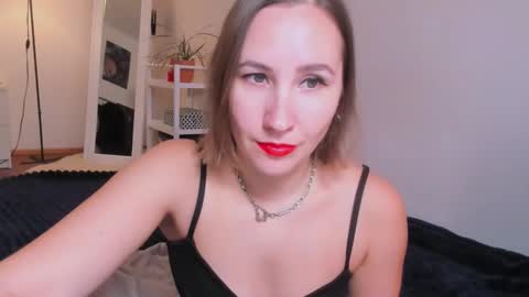 christina rosse online show from October 25, 9:41 am