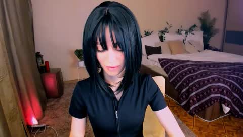 christinaconteeree online show from January 16, 8:29 pm