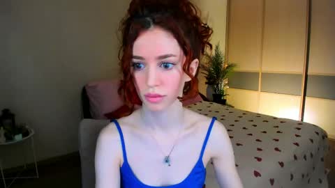 christinaconteeree online show from June 6, 7:31 pm
