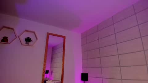 Christine  online show from April 19, 12:50 pm