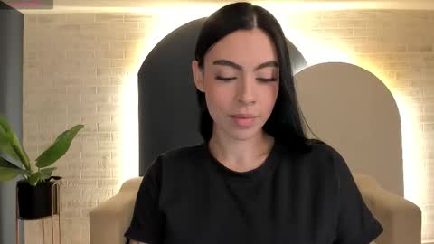 Christine Ford online show from October 28, 12:06 pm