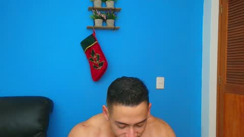 Christopher online show from December 7, 3:09 am