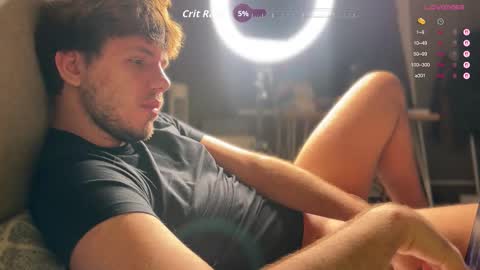 Christopher online show from November 11, 9:06 pm