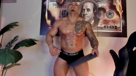 chrizmacgregor online show from April 21, 2:51 am