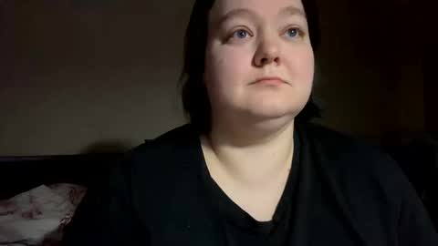 Kat online show from October 26, 3:55 pm