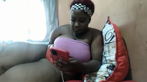 chubbybunnsv online show from March 5, 9:29 am