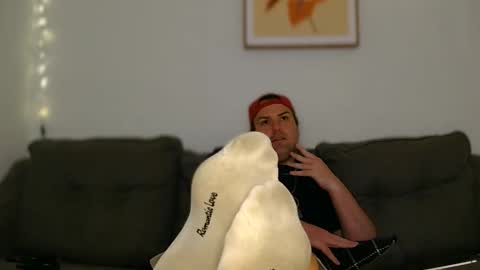 chubbygaymanbigfeet online show from May 27, 2:03 pm