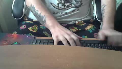 chunkisgreat online show from February 19, 3:33 pm