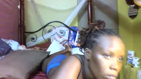 Snapshot of cinddy_14 chatting on January 7, 5:31 pm cinddy 14 online show from January 7, 5:31 pm