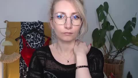 Cinderella online show from April 13, 5:22 am