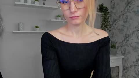 Cinderella online show from February 27, 7:23 am